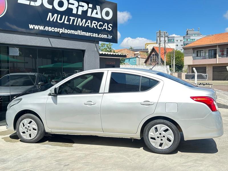 Nissan Versa 1.0 - foto 10