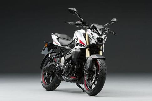 BAJAJ DOMINAR NS400Z