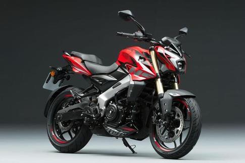 BAJAJ DOMINAR NS400Z
