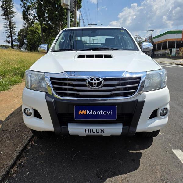 TOYOTA HILUX CD4X4 LE