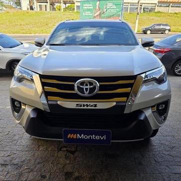 TOYOTA HILUX SWSRXA4FD