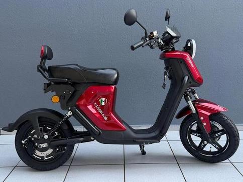 MAGIAS ITALIANE IMOLA SCOOTER1000W BAT 60V