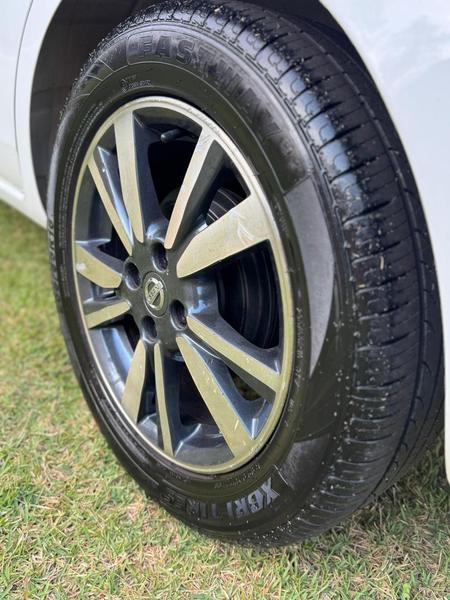 Nissan Versa 16uniquecvt - foto 5