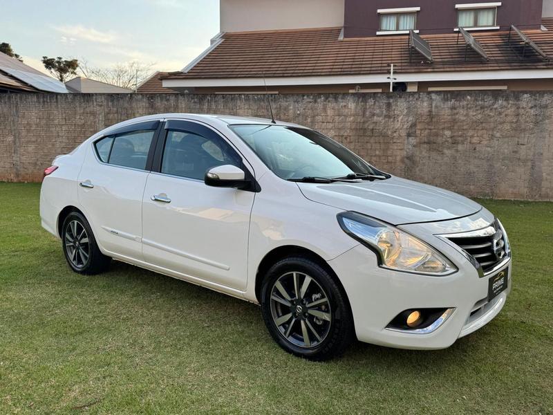 Nissan Versa 2018 à venda