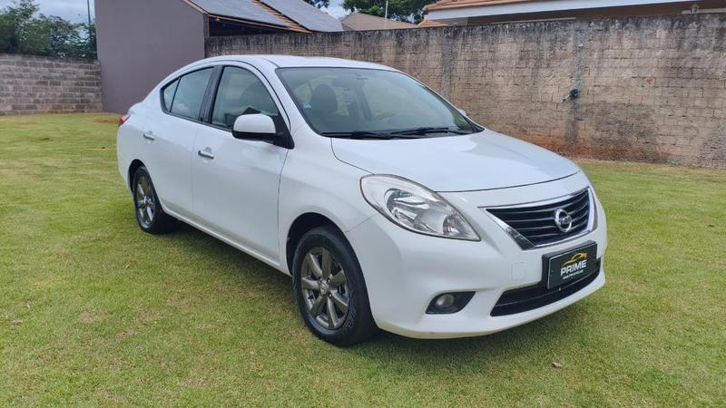Nissan Versa 2014 à venda