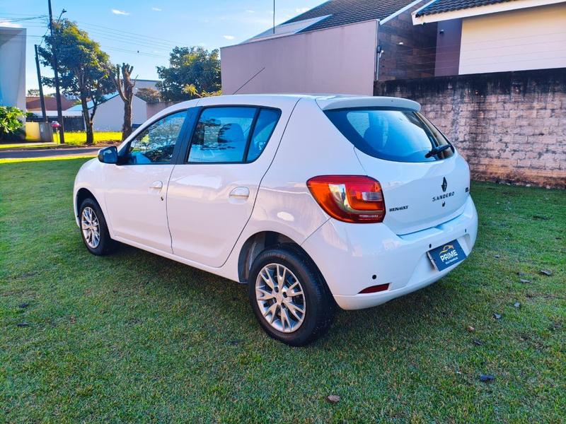 Renault Sandero Expr 1.6 - foto 5