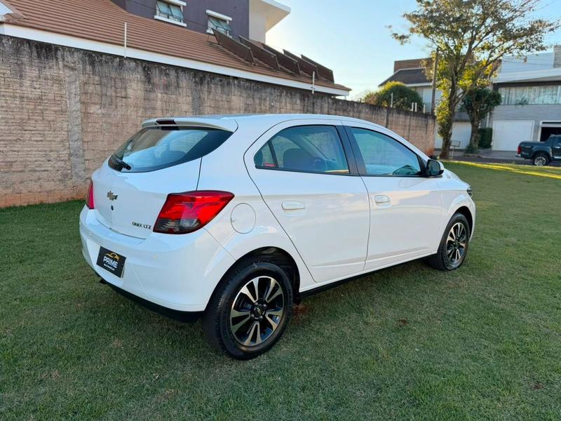 Chevrolet Onix Hatch Ls 1.0 8V Flexpower 5P Mec. - foto 2