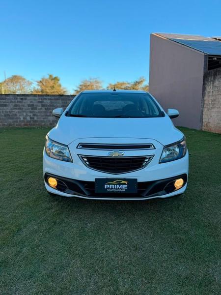 Chevrolet Onix Hatch Ls 1.0 8V Flexpower 5P Mec. - foto 3