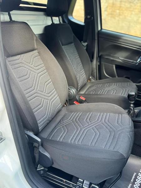 Fiat Strada Freedom 13cs - foto 12