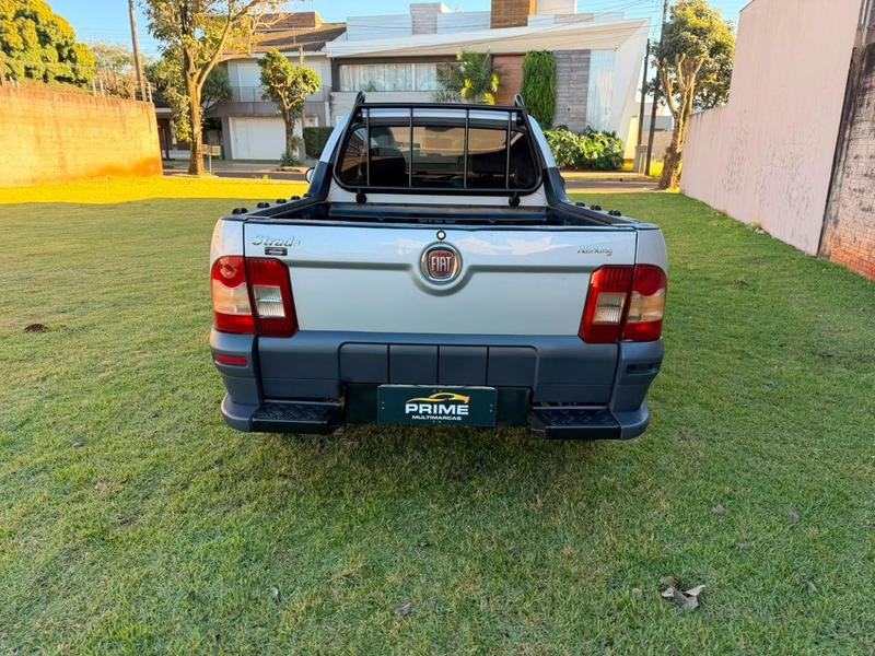Fiat Strada Adventure 1.8 1.8 Locker Flex Ce - foto 5