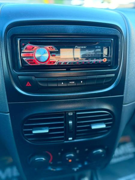 Fiat Strada Adventure 1.8 1.8 Locker Flex Ce - foto 12