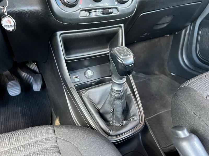 Fiat Strada Freedom Cd 13 - foto 12