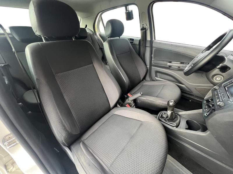 Volkswagen Gol 16l - foto 12
