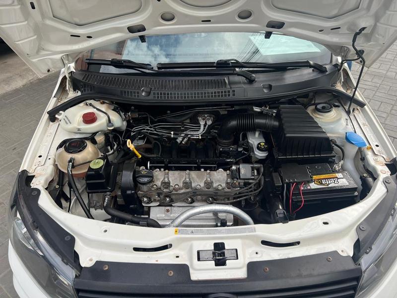 Volkswagen Gol 16l - foto 15