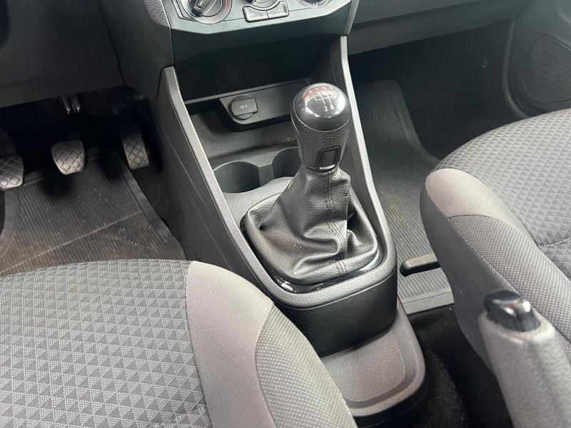 Volkswagen Gol 16l - foto 14
