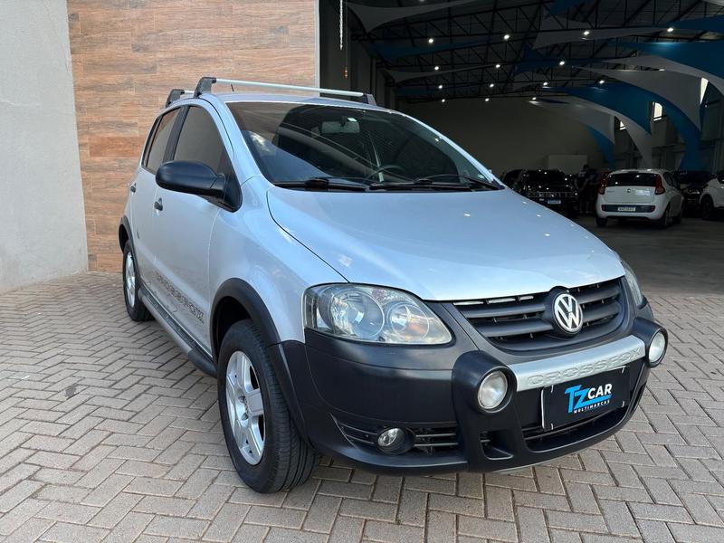 Volkswagen CrossFox - foto 2