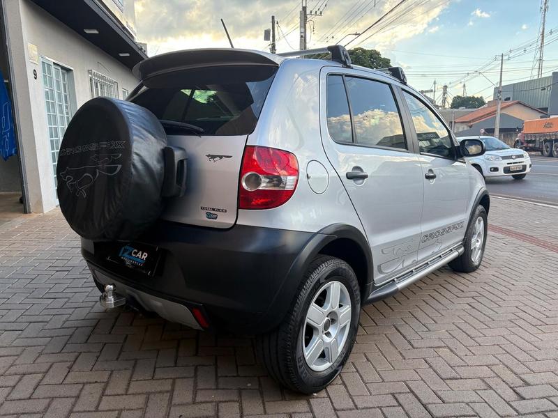 Volkswagen CrossFox - foto 4