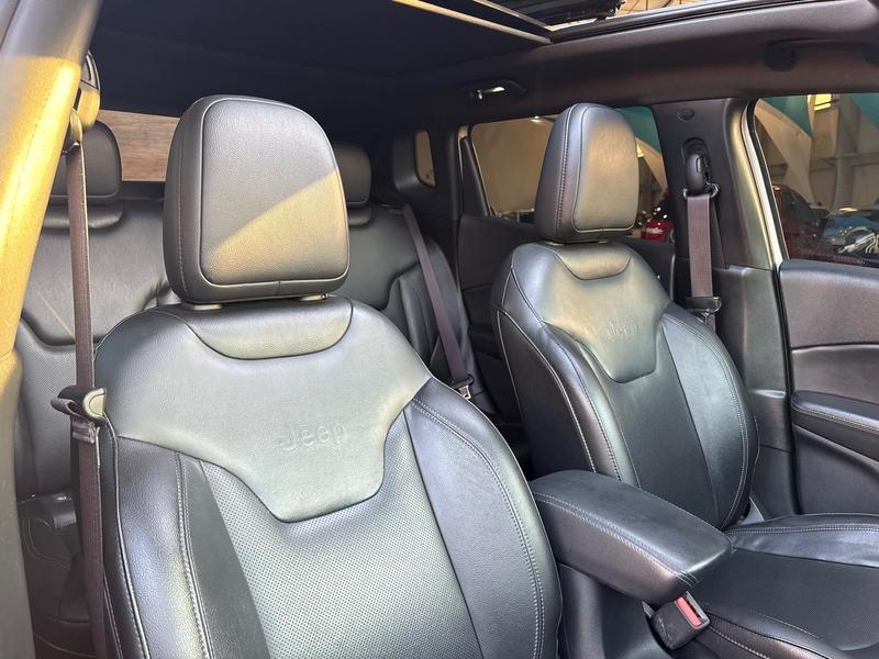 Jeep Compass Limited S - foto 12
