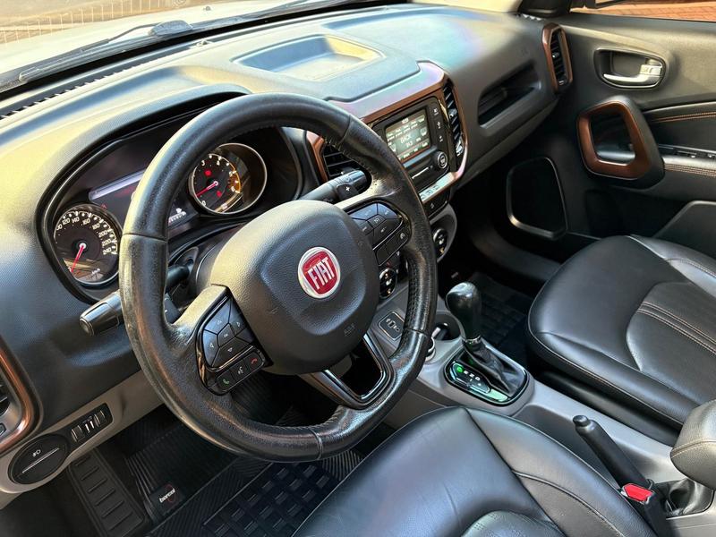 Fiat Toro Volcano At D4 - foto 10