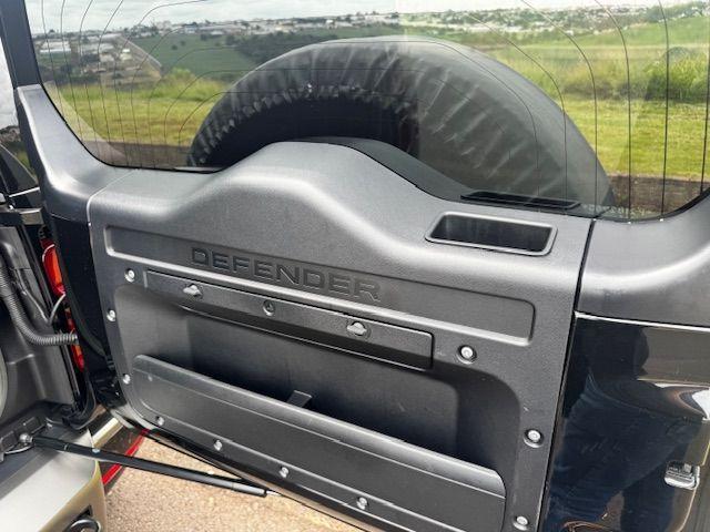 Land Rover Defender 110 X Dy S D300 Die Automático Hib - foto 15