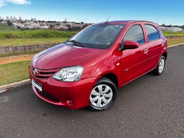 Toyota Etios 2017 à venda