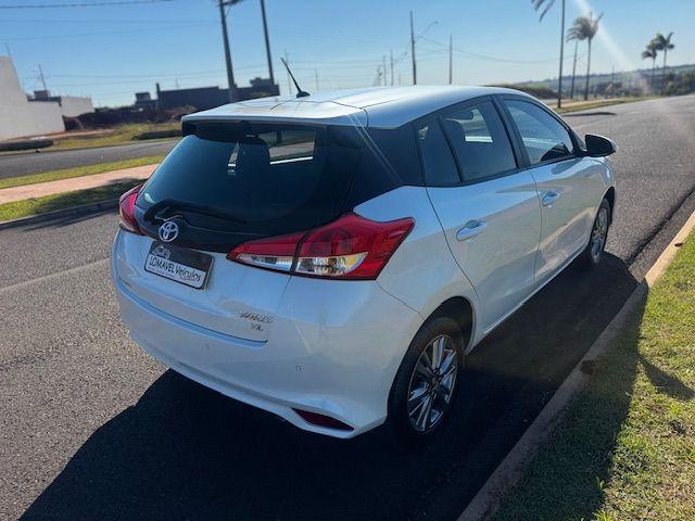Toyota Yaris Ha - foto 4