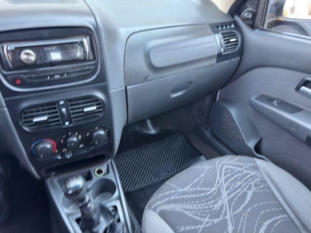 Fiat Strada 1.4 MPI Hard Working Cd 8V Flex 3P Manual - foto 10