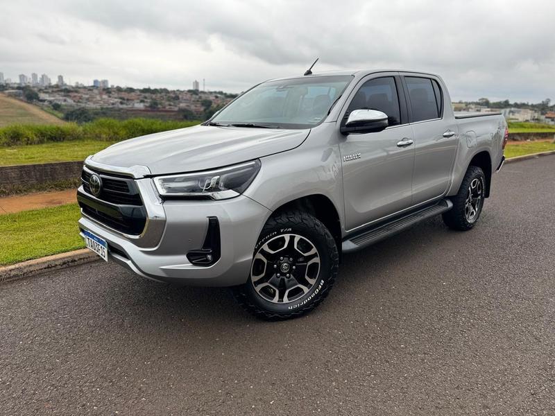 Toyota Hilux 2024 à venda