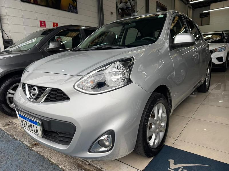 Nissan March 2017 à venda