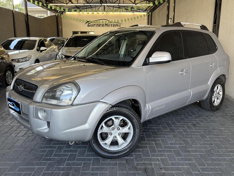 HYUNDAI TUCSON GL 20L