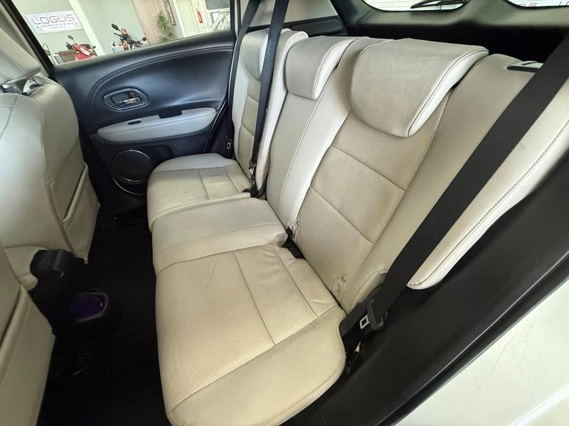 Honda HR-V Touring - foto 18