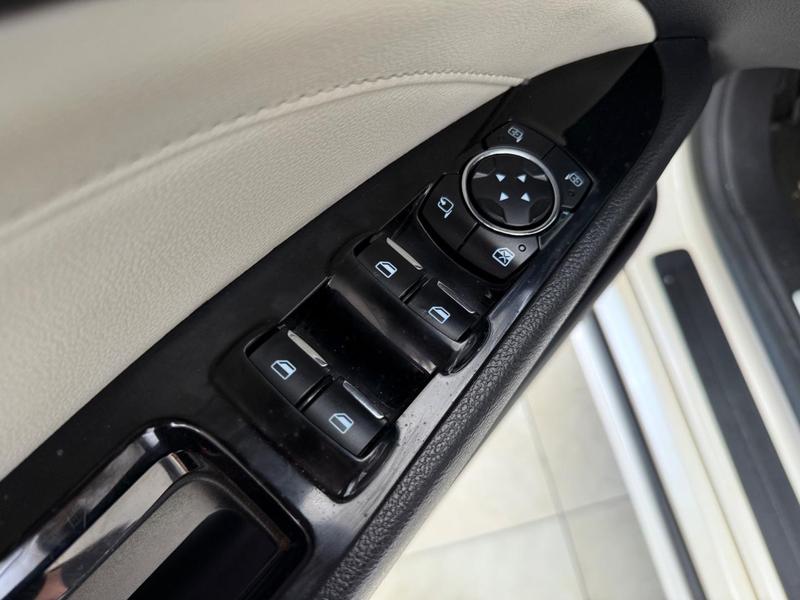 Ford Fusion Titanium 2.0 Gtdi Eco. Awd Aut. - foto 14