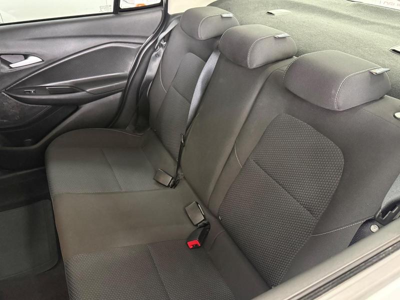 Chevrolet Onix Plus 10tmt - foto 7