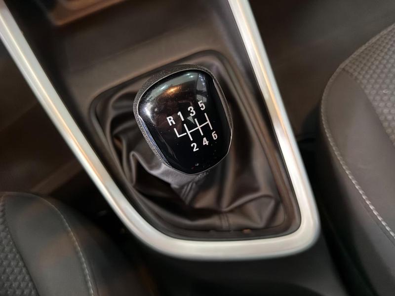 Chevrolet Onix Plus 10tmt - foto 12