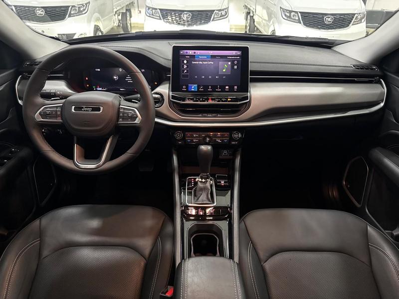 Jeep Compass Long T - foto 7