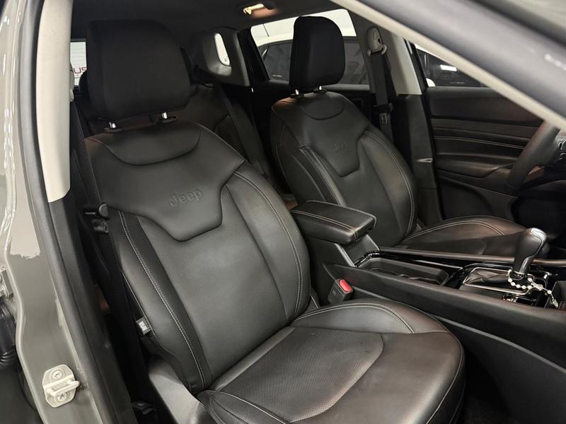 Jeep Compass Long T - foto 5