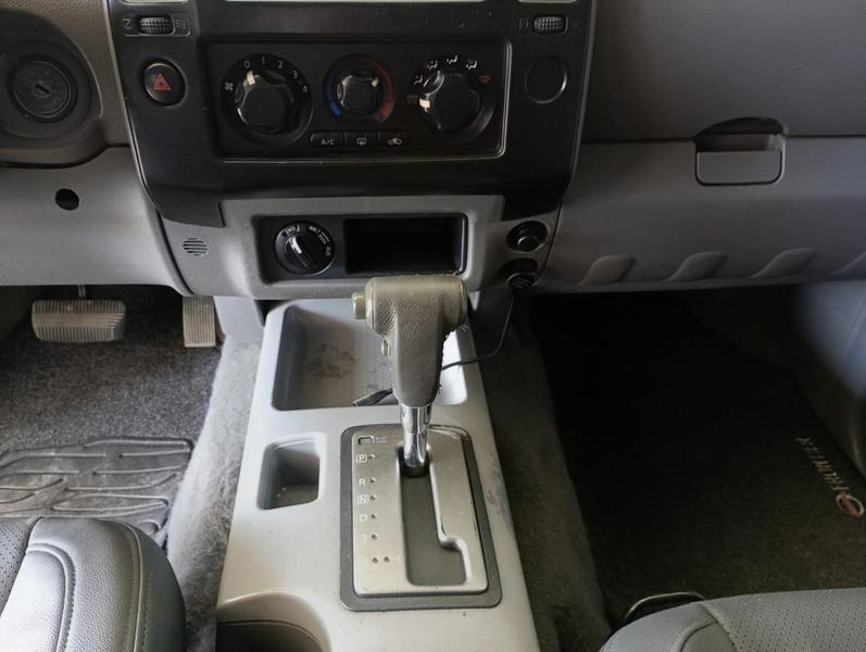 Nissan Frontier Le Cd 4X4 2.5 Tb Diesel Aut. - foto 9