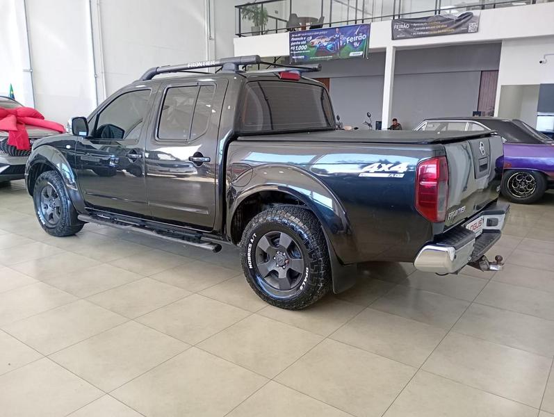 Nissan Frontier Le Cd 4X4 2.5 Tb Diesel Aut. - foto 7