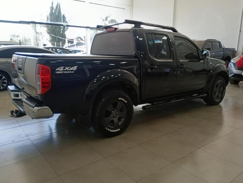 Nissan Frontier Le Cd 4X4 2.5 Tb Diesel Aut. - foto 5