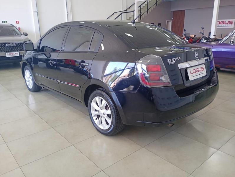 Nissan Sentra 20s Flex - foto 4