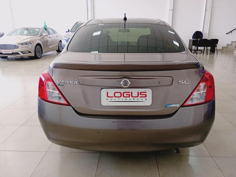 Nissan Versa 16sl Flex - foto 7