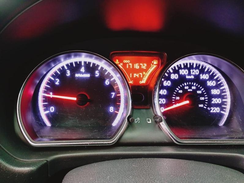 Nissan Versa 16sl Flex - foto 8
