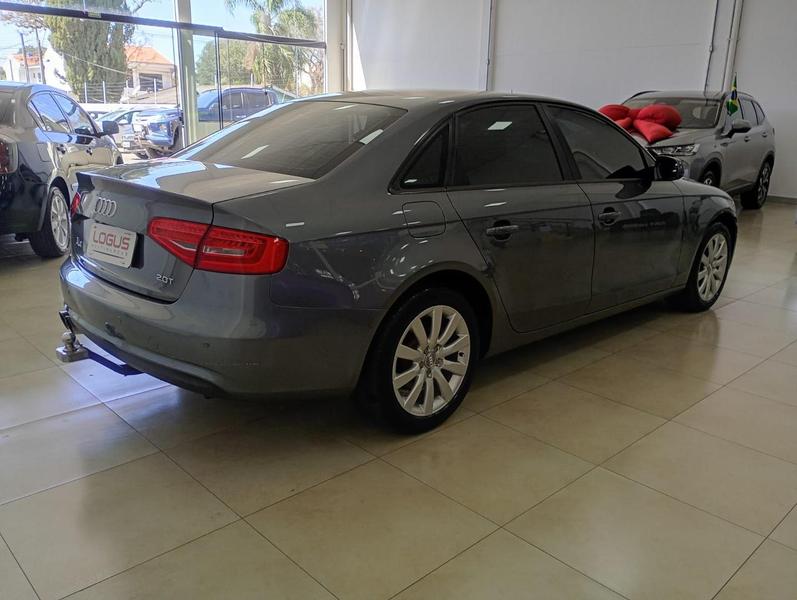 Audi A4 2.0 TFSI - foto 10