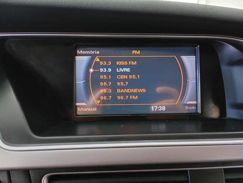 Audi A4 2.0 TFSI - foto 16