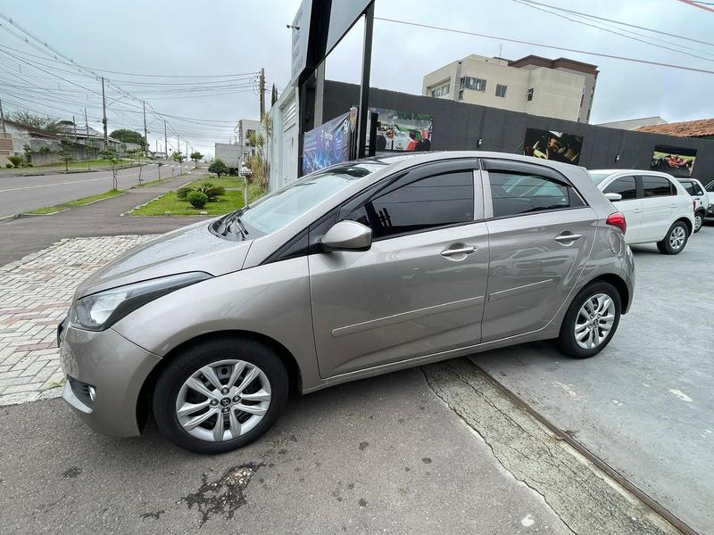 Hyundai HB20 1.0 Comfort - foto 9
