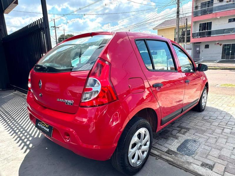Renault Sandero Authentique Hi Flex 1.0 16V 5P - foto 9