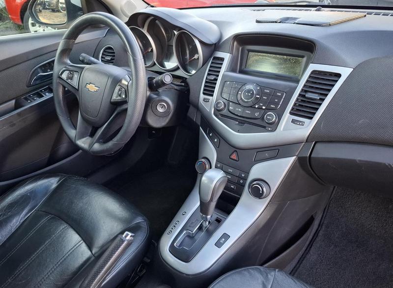 Chevrolet Cruze LT 1.8 16V Flexpower 4P Aut. - foto 11
