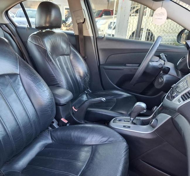 Chevrolet Cruze LT 1.8 16V Flexpower 4P Aut. - foto 12