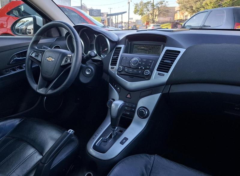 Chevrolet Cruze LT 1.8 16V Flexpower 4P Aut. - foto 14