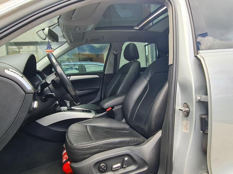 Audi Q5 2.0 TFSI - foto 6